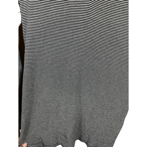 Ralph Lauren Sport Women's Striped Long Sleeve Shirt V-Neck Size Medium Navy - Picture 5 of 10